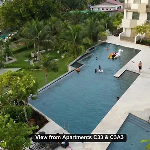 By The Sea- Pool And Sea View Batu Ferringhi